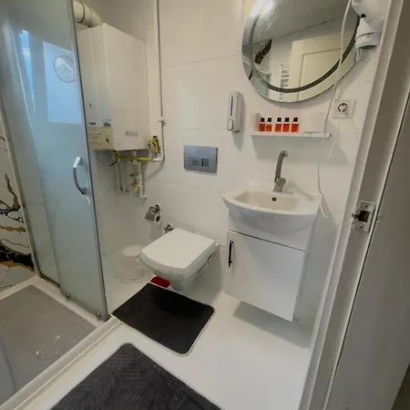 Hotel Noir 3*
